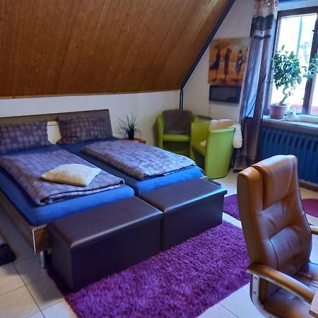 Ferienwohnung Aroba neu, auch für Monteure Fehrenbach Exterior foto