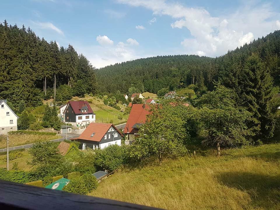 Ferienwohnung Aroba neu, auch für Monteure Fehrenbach Exterior foto